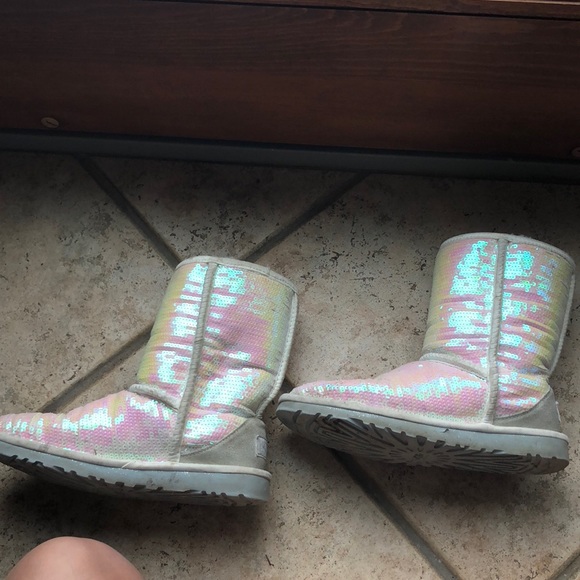 Sparkly ugg - Picture 3 of 3